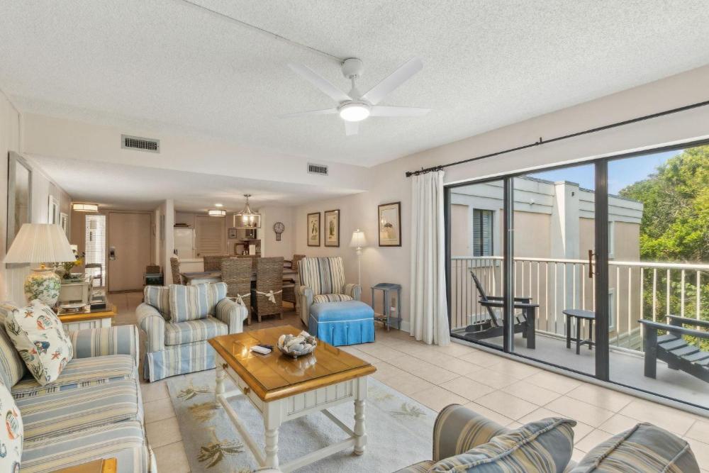 2034 Beachwood